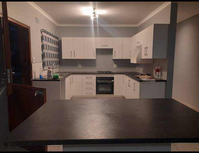 3 BEDROOM FREESTANDING FOR SALE IN HOWICK WEST